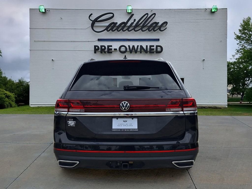 Used 2025 Volkswagen Atlas SE FWD image 4