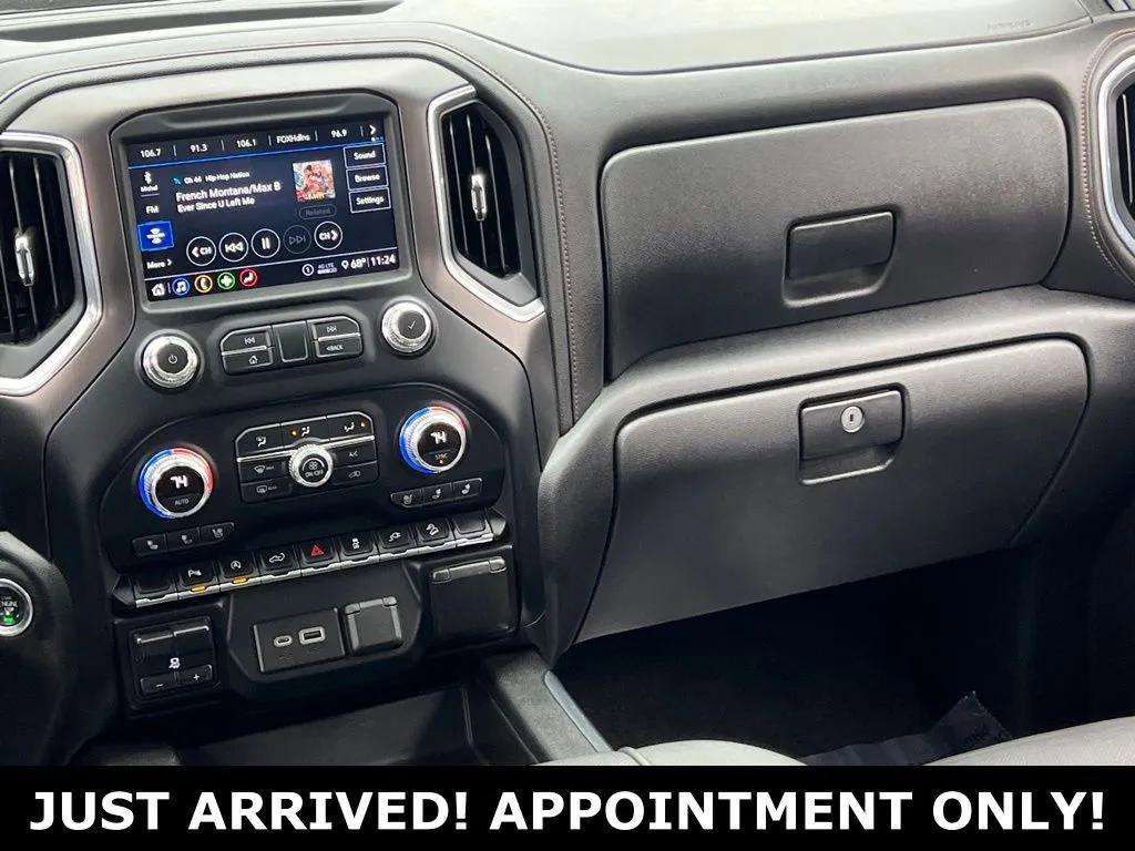 Used 2020 GMC Sierra 1500 AT4 w/ Driver Alert Package I image 19
