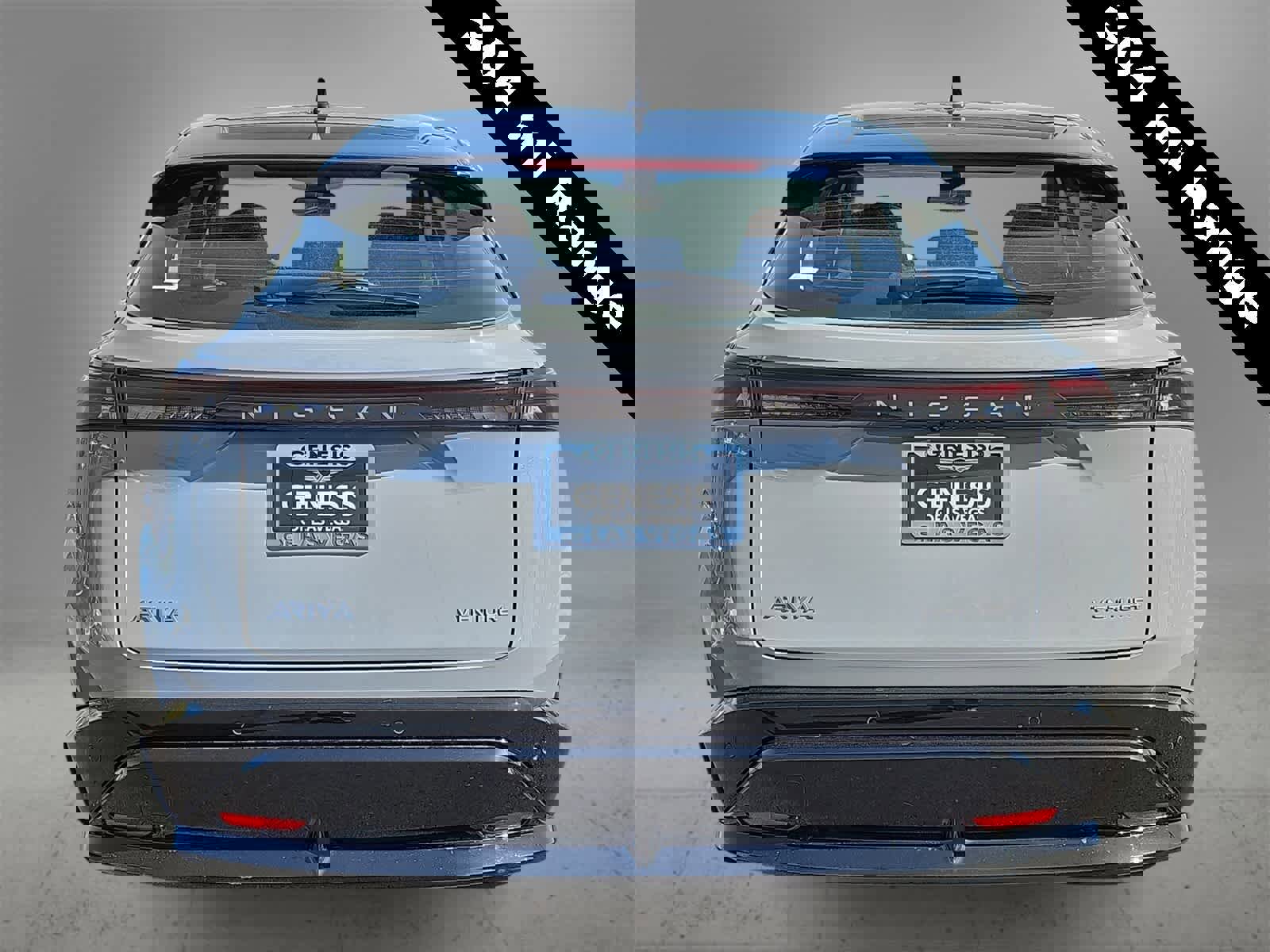 Used 2024 Nissan Ariya FWD image 7