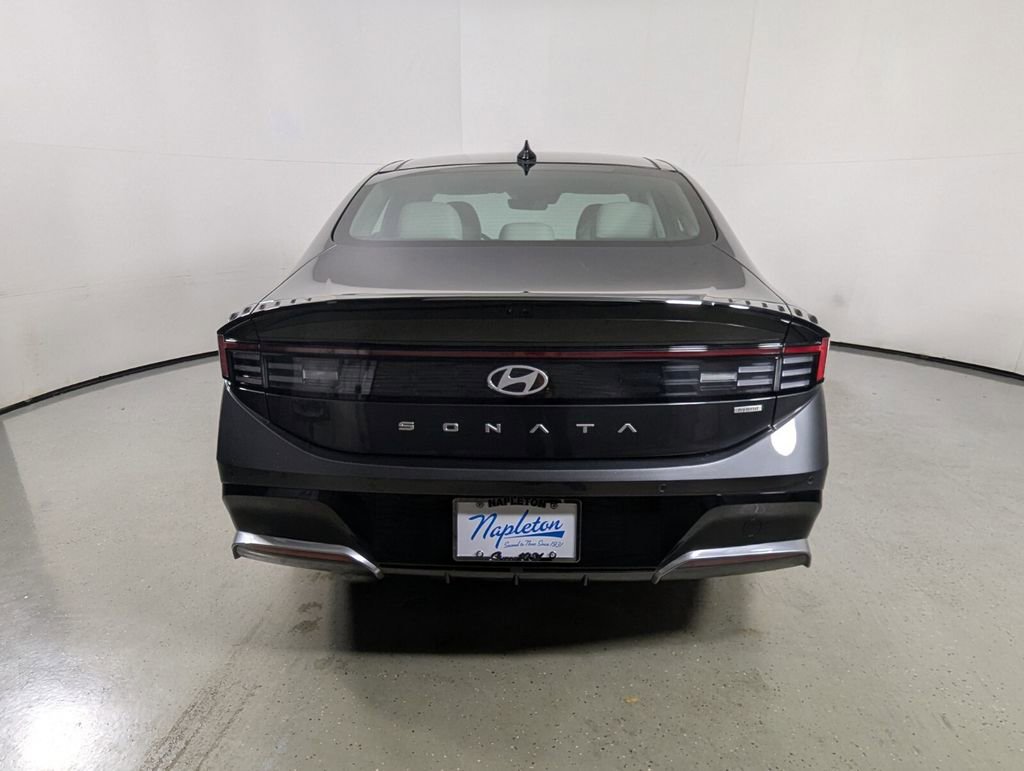 Certified 2025 Hyundai Sonata Limited image 7