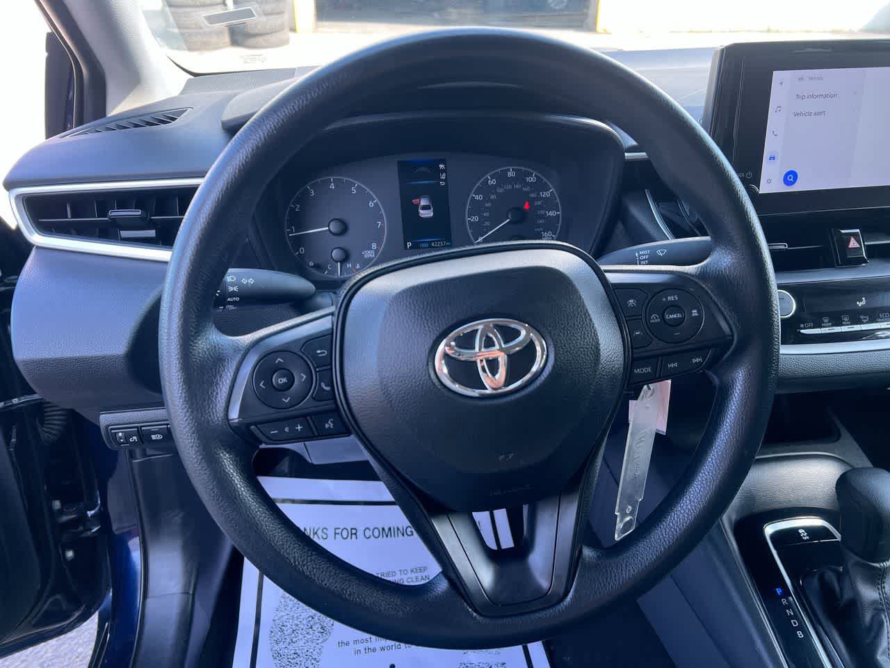 Used 2024 Toyota Corolla LE FWD image 14