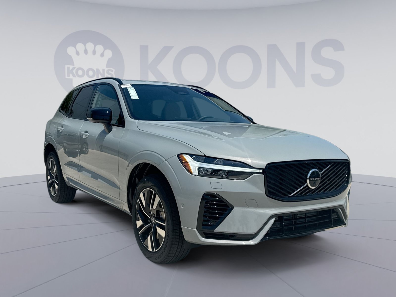 New 2026 Volvo XC60 T8 Plus w/ Protection Package Premier AWD/4WD image 10