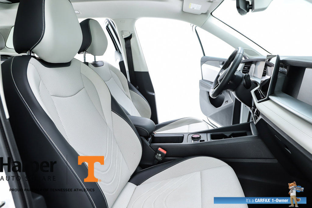 New 2025 Volkswagen Tiguan SE w/ Panoramic Sunroof Package AWD/4WD image 75