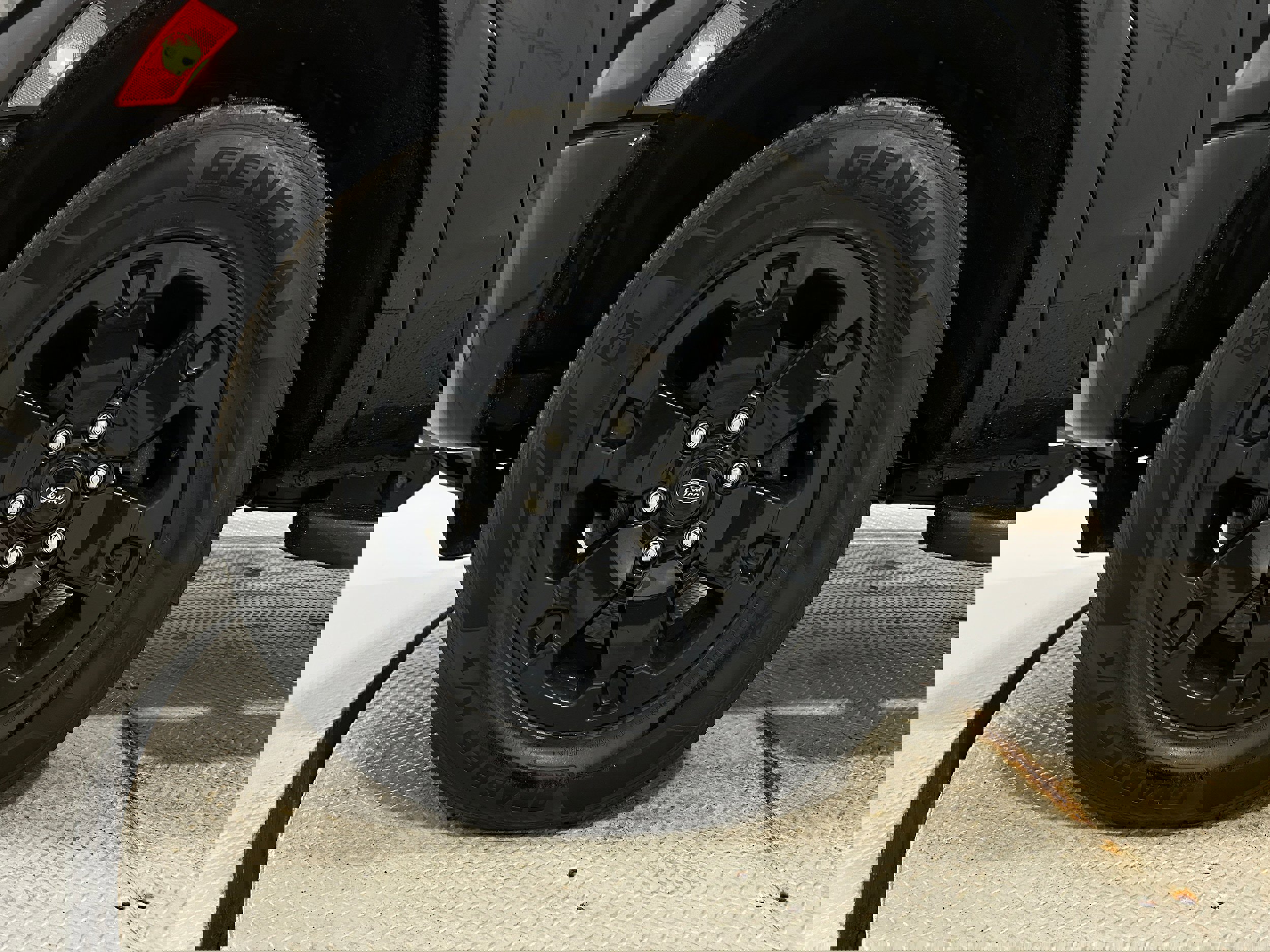 Used 2019 Ford Ranger Lariat w/ Black Appearance Package image 36