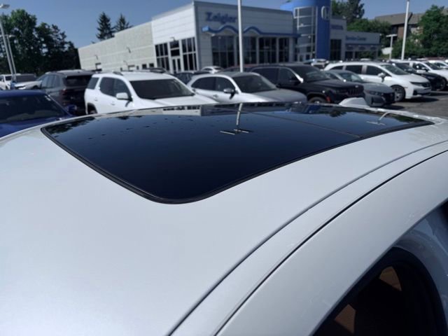 New 2026 BMW X6 xDrive40i AWD/4WD image 9