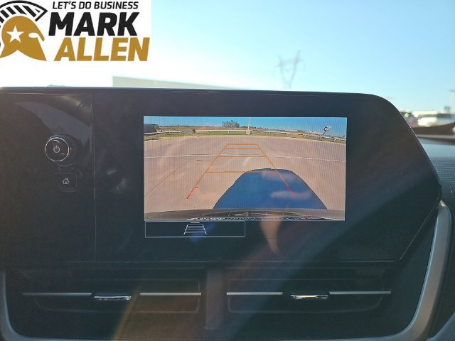 Used 2025 Chevrolet Trax RS w/ Sunroof Package FWD image 14