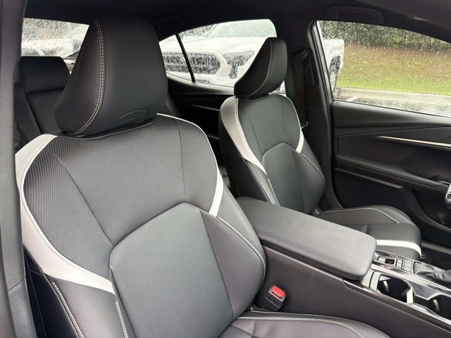 Certified 2025 Toyota Camry SE FWD image 17