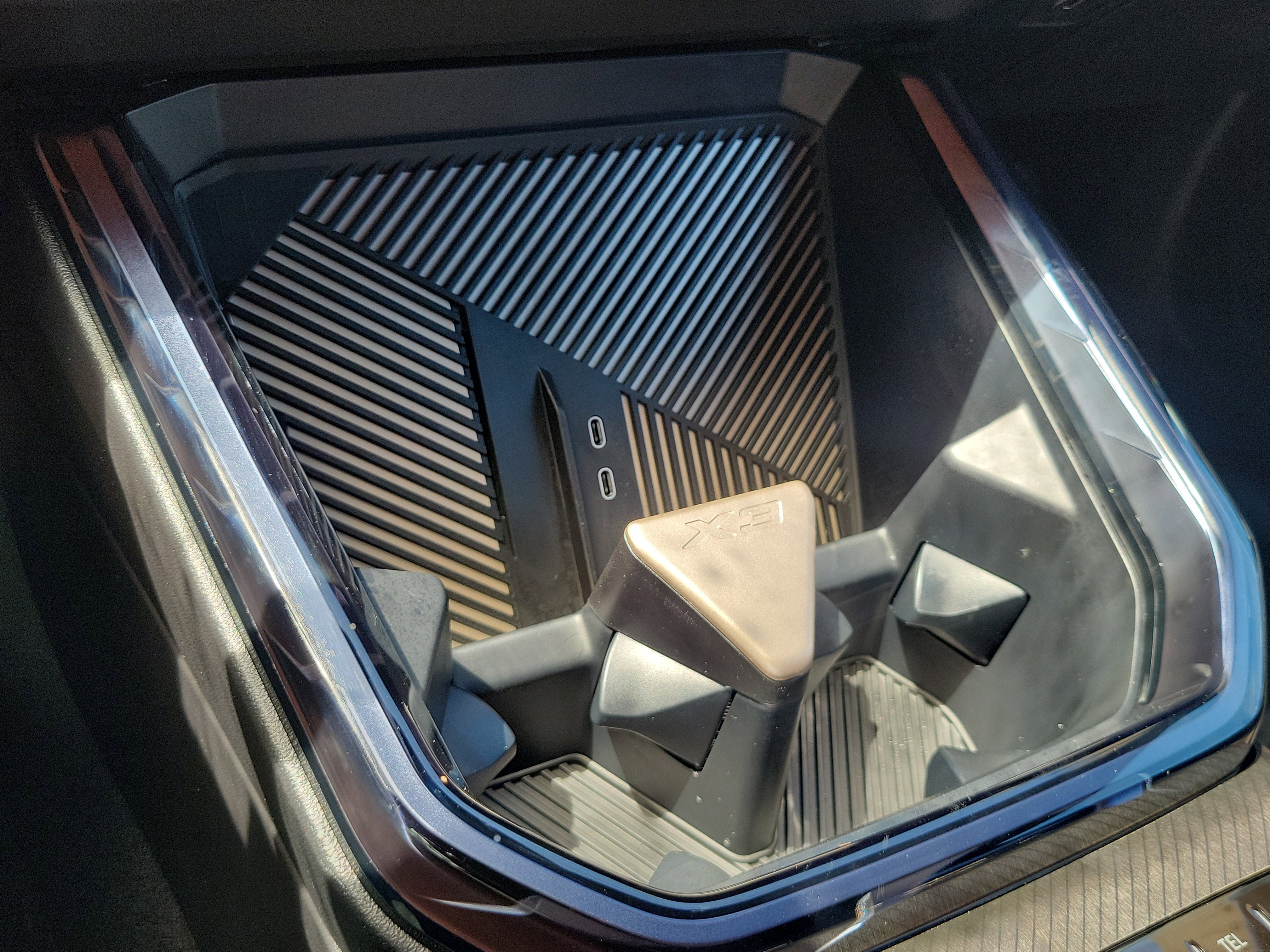 Used 2025 BMW X3 xDrive30i w/ Premium Package image 32