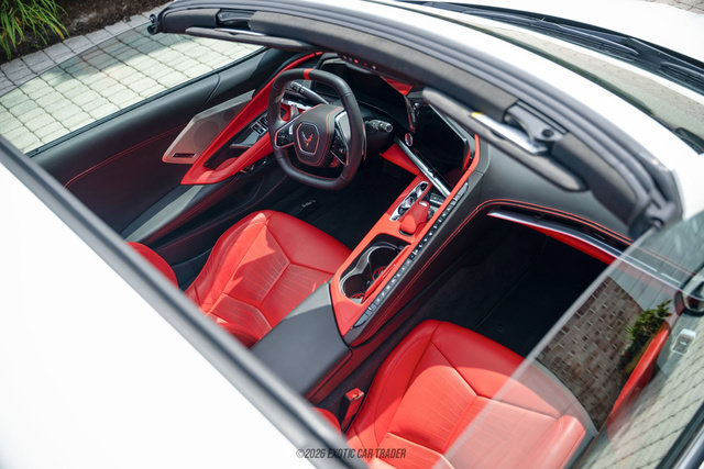 Used 2020 Chevrolet Corvette Stingray Premium Cpe w/ 3LT Preferred Equipment Group RWD image 31
