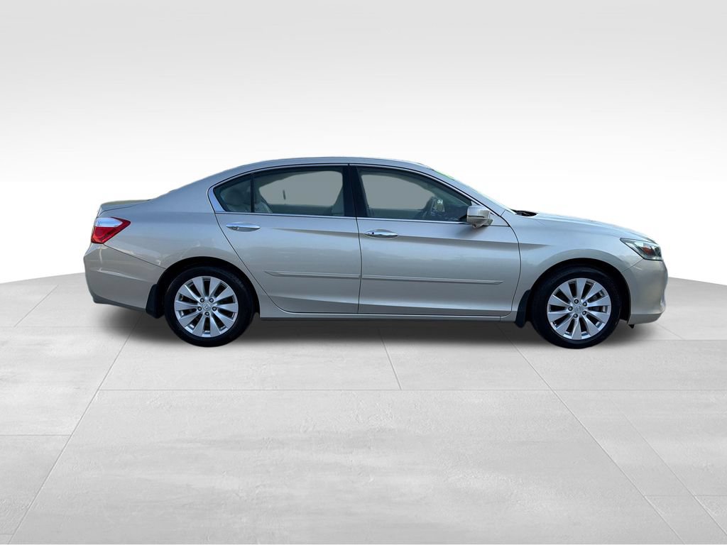 Used 2015 Honda Accord EX-L image 8