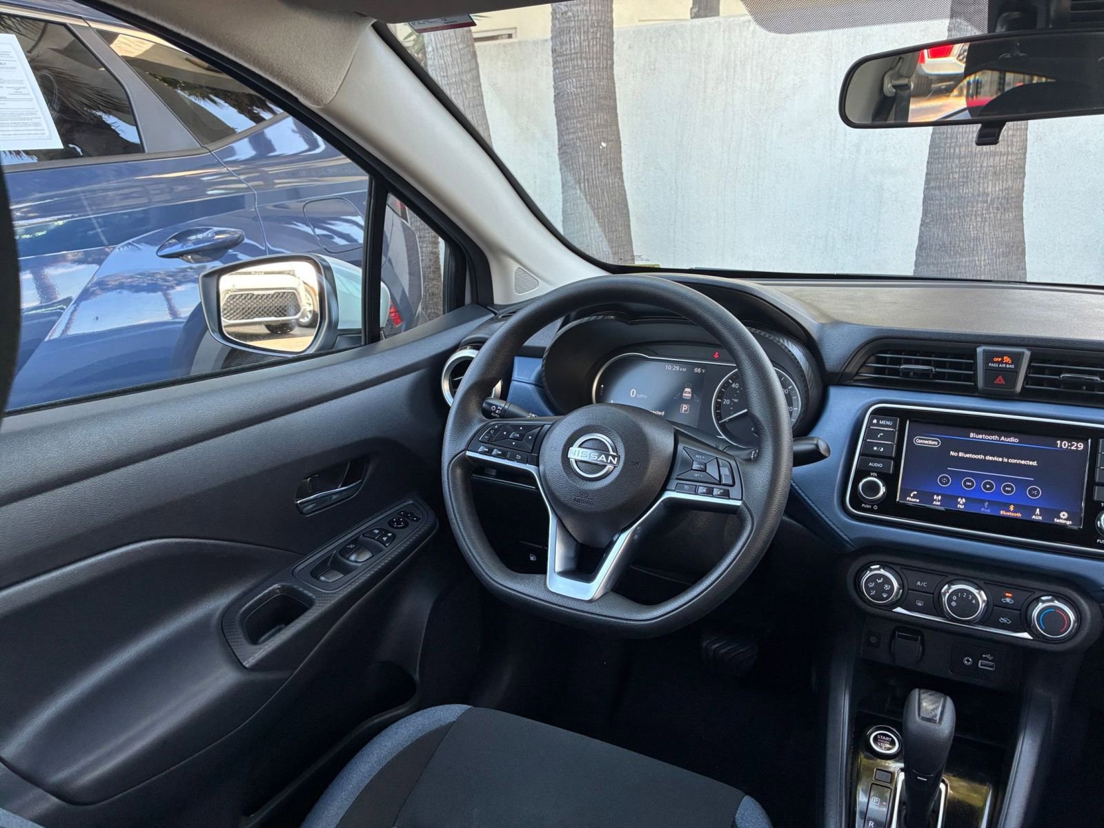 Used 2025 Nissan Versa SV image 32