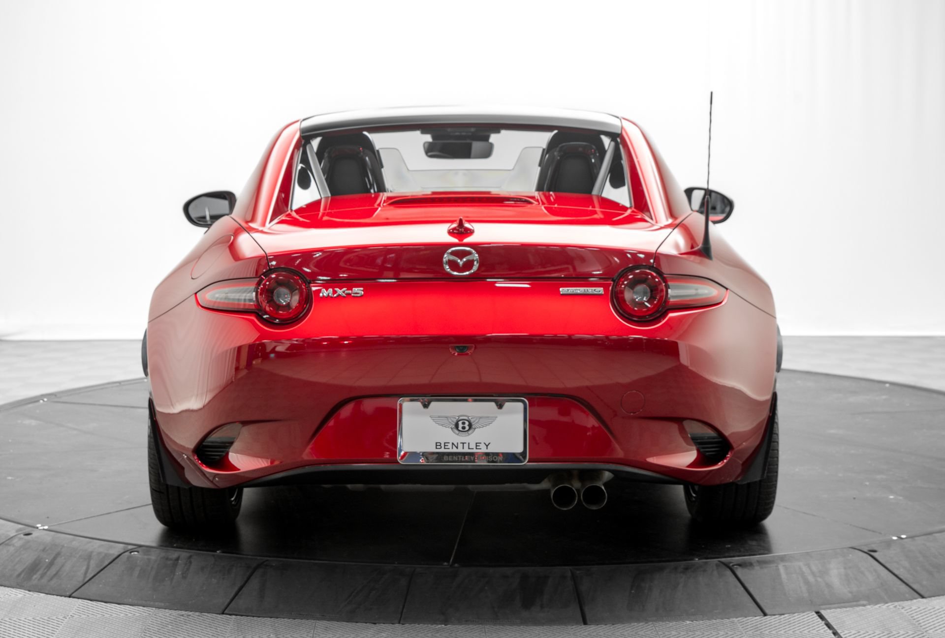 Used 2024 MAZDA MX-5 Miata RF Grand Touring RWD image 6
