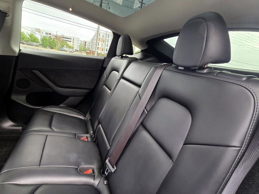 Used 2023 Tesla Model Y Long Range image 28