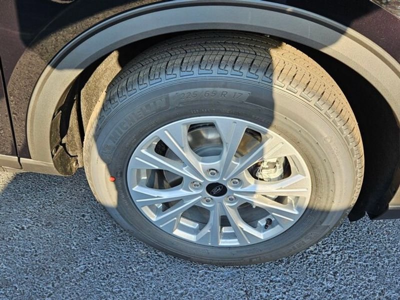 New 2026 Ford Escape Active w/ Tech Pack #1 image 17