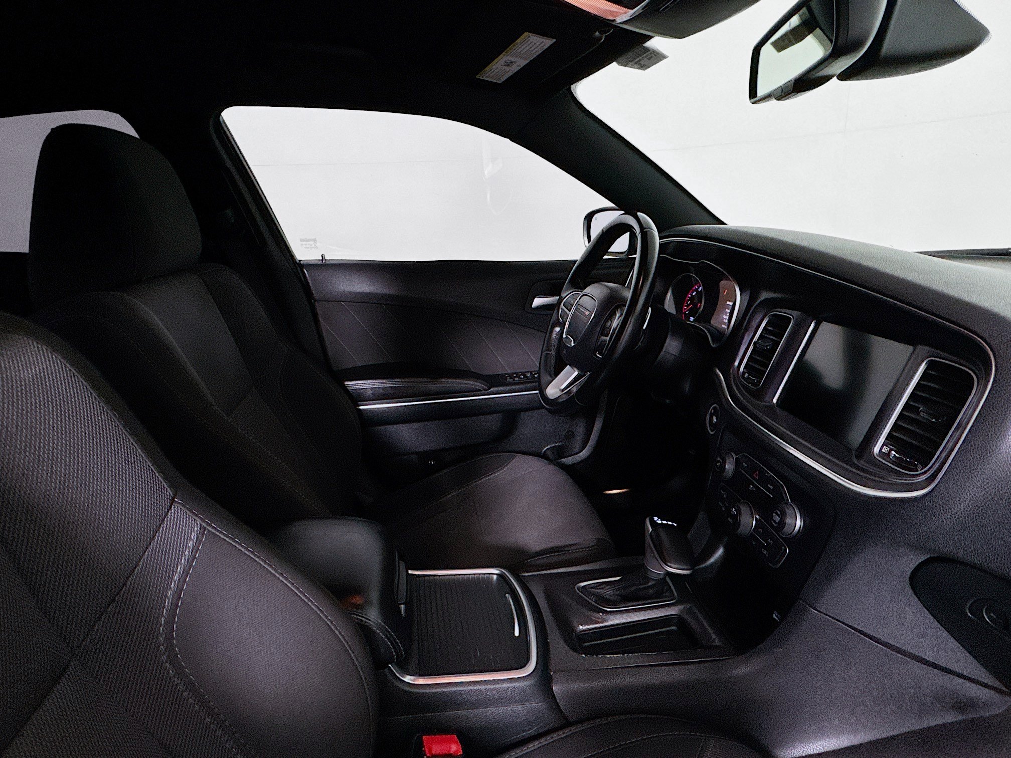 Used 2016 Dodge Charger R/T RWD image 26