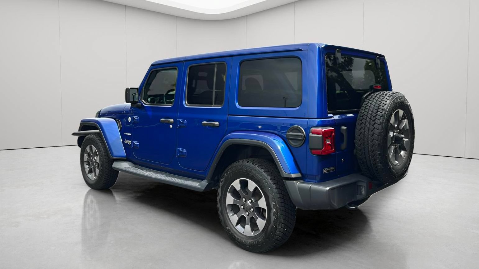 Used 2019 Jeep Wrangler Unlimited Sahara AWD/4WD image 8