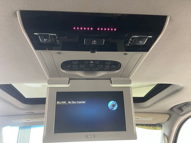 Used 2015 Cadillac Escalade Premium image 46