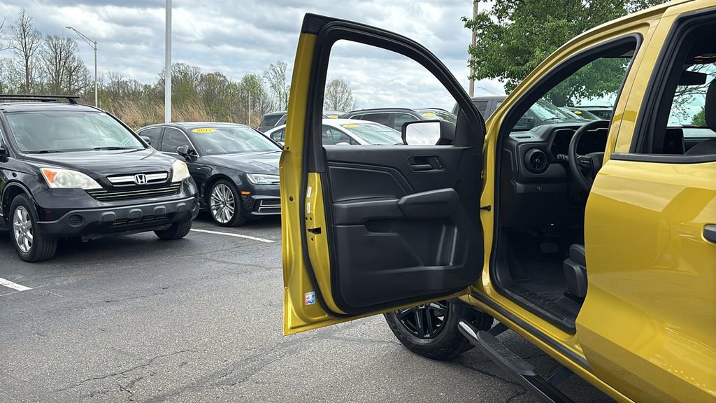 Used 2024 Chevrolet Colorado Trail Boss image 11