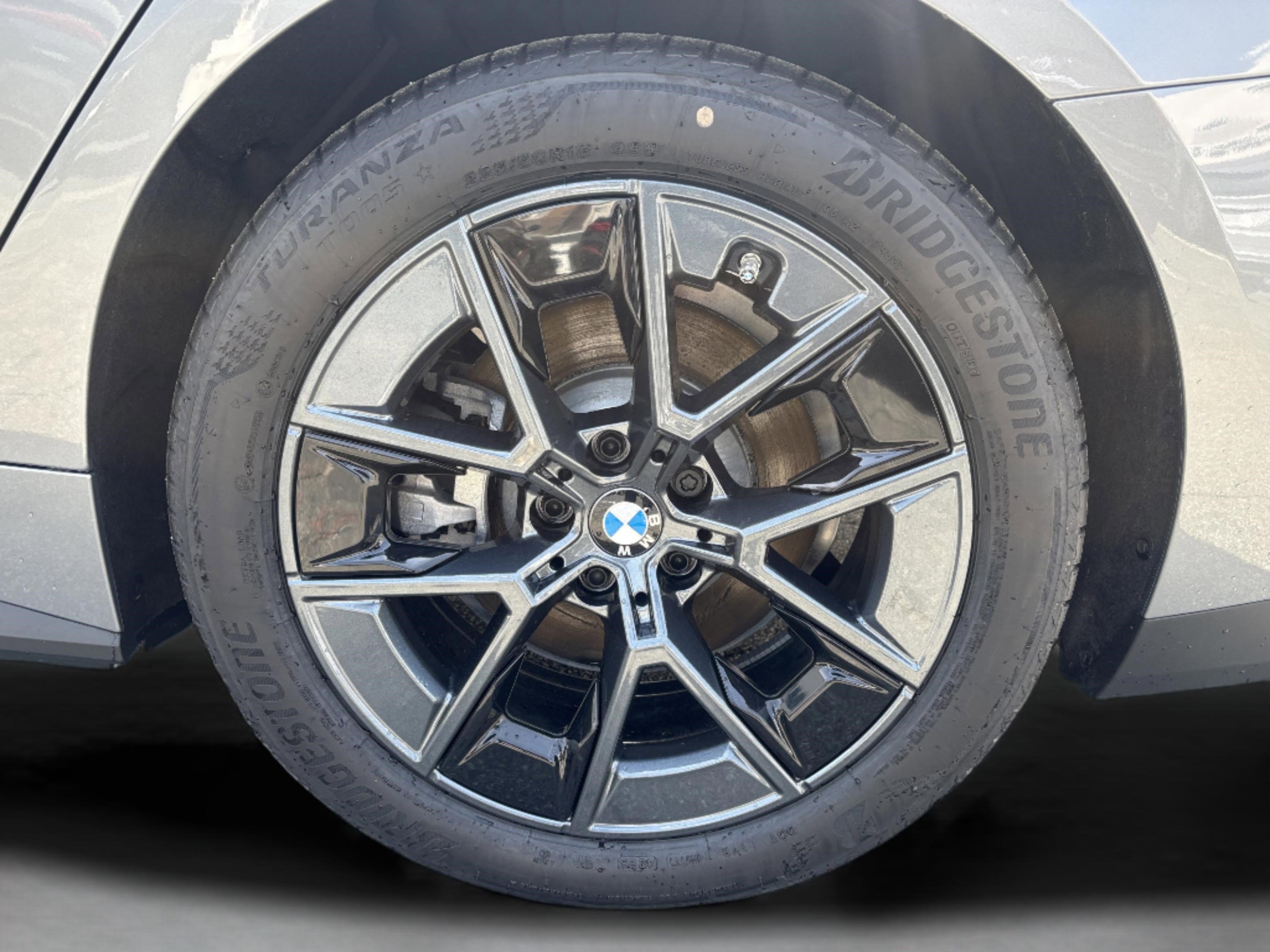 Used 2026 BMW i4 eDrive40 w/ Parking Assistance Package RWD image 32