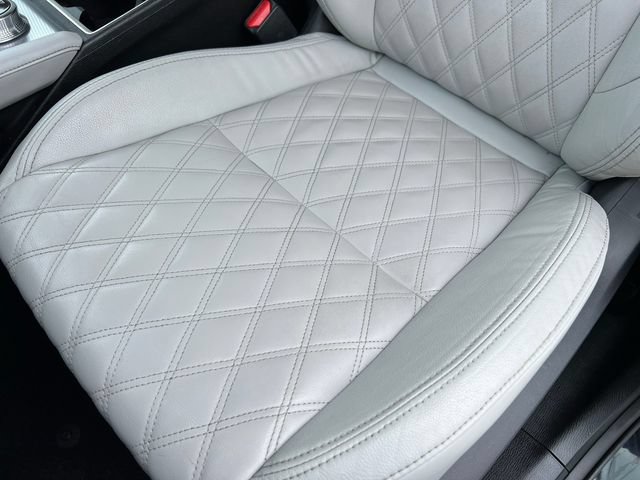 Used 2024 Mitsubishi Outlander SEL AWD/4WD image 16