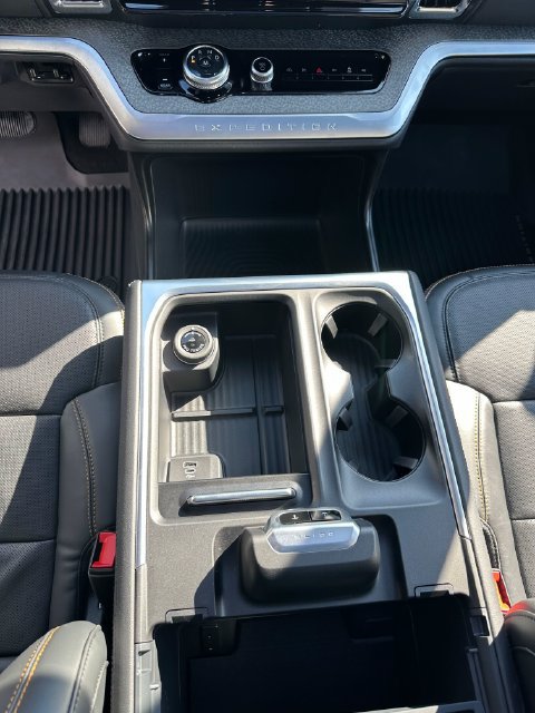 Used 2026 Ford Expedition Tremor AWD/4WD image 18