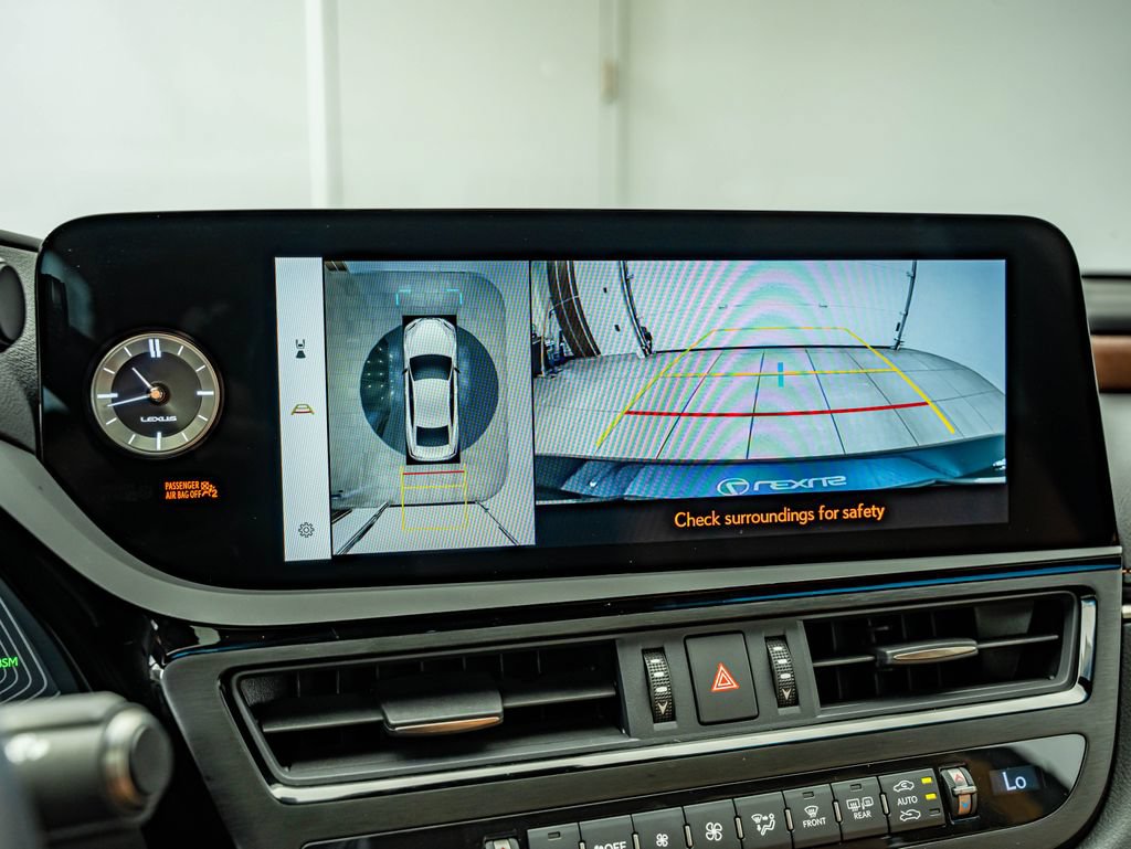 Certified 2025 Lexus ES 300h Ultra Luxury w/ Accessory Package (Z2) FWD image 27