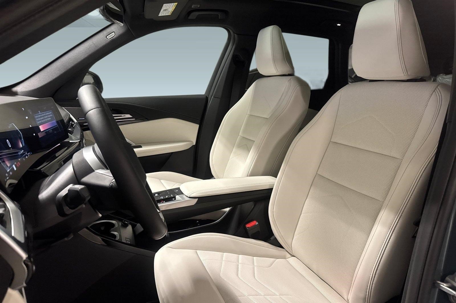 New 2026 BMW X1 xDrive28i w/ Technology Package AWD/4WD image 5