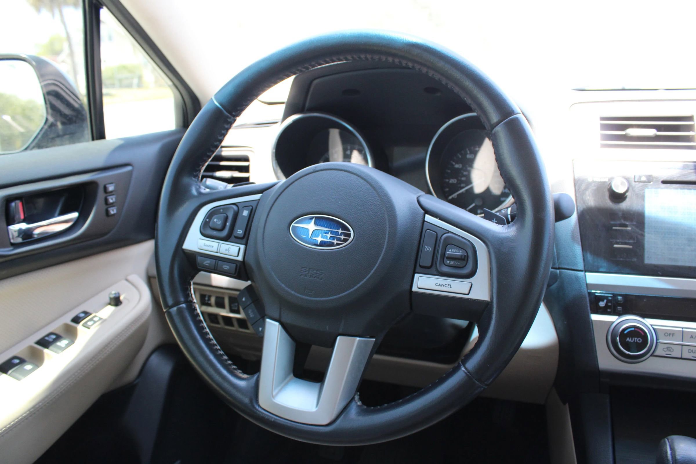 Used 2016 Subaru Outback 2.5i Limited AWD/4WD image 16