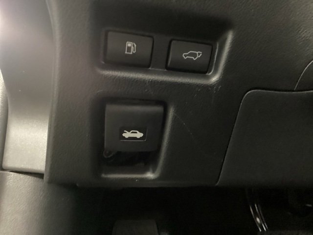 Used 2024 Lexus UX 250h AWD image 18