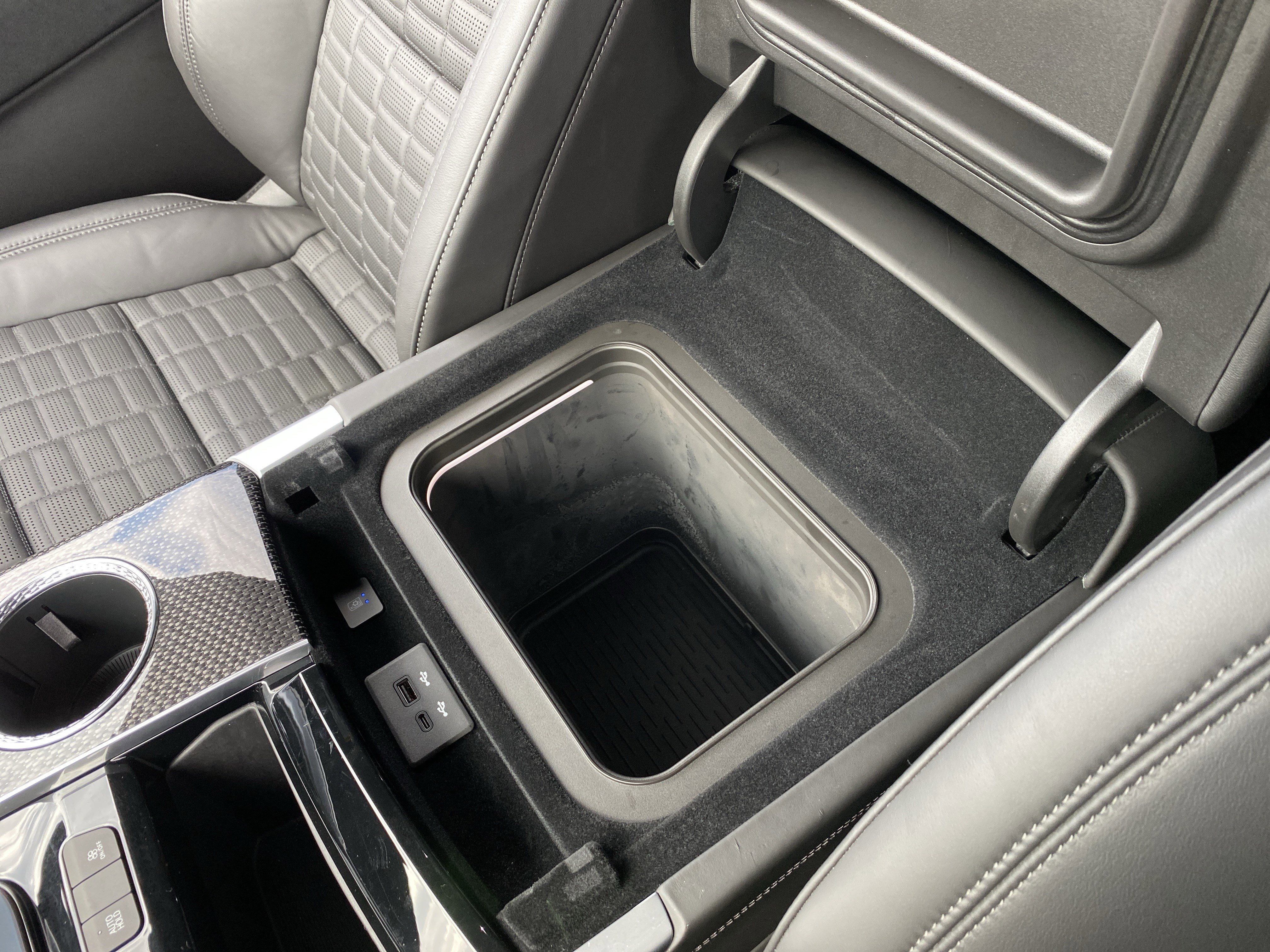 Used 2025 Cadillac Escalade V image 48