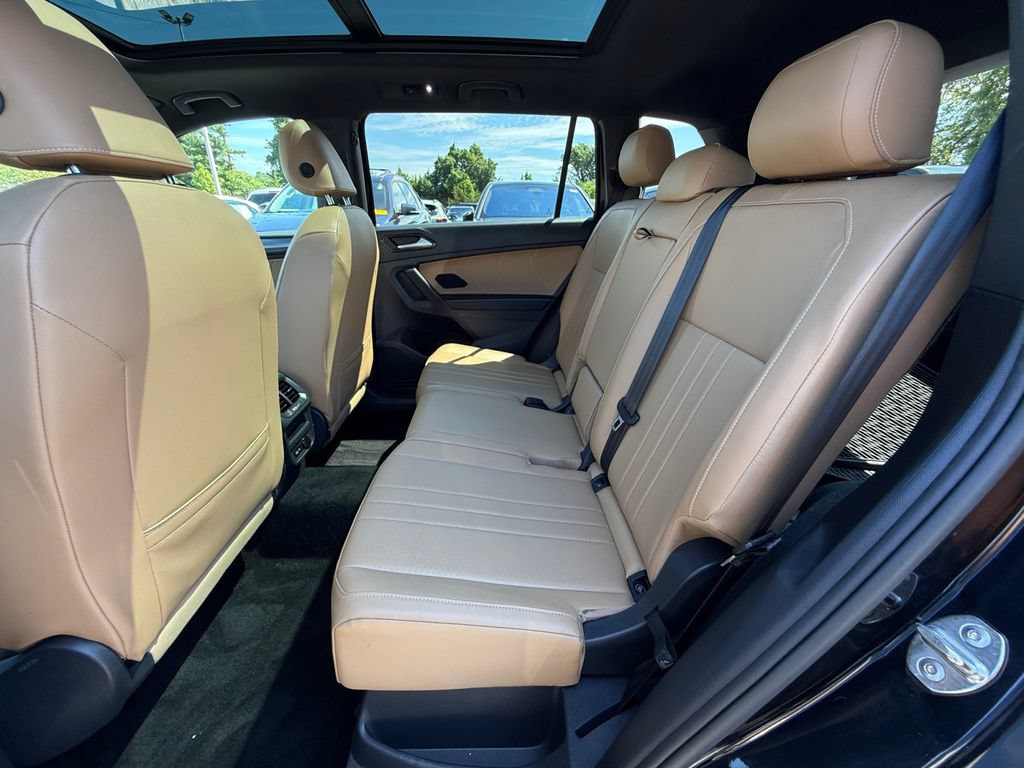Used 2023 Volkswagen Tiguan SE w/ Panoramic Sunroof Package AWD/4WD image 26