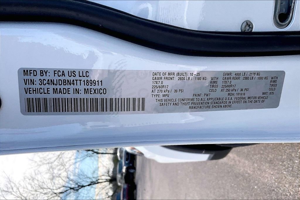 New 2026 Jeep Compass Latitude image 13