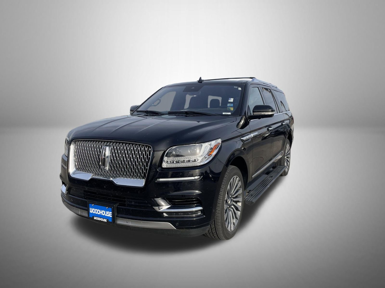 Used 2019 Lincoln Navigator L Reserve image 1