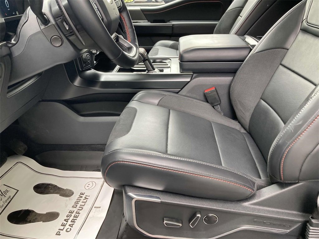 Used 2025 Ford F150 Raptor image 12