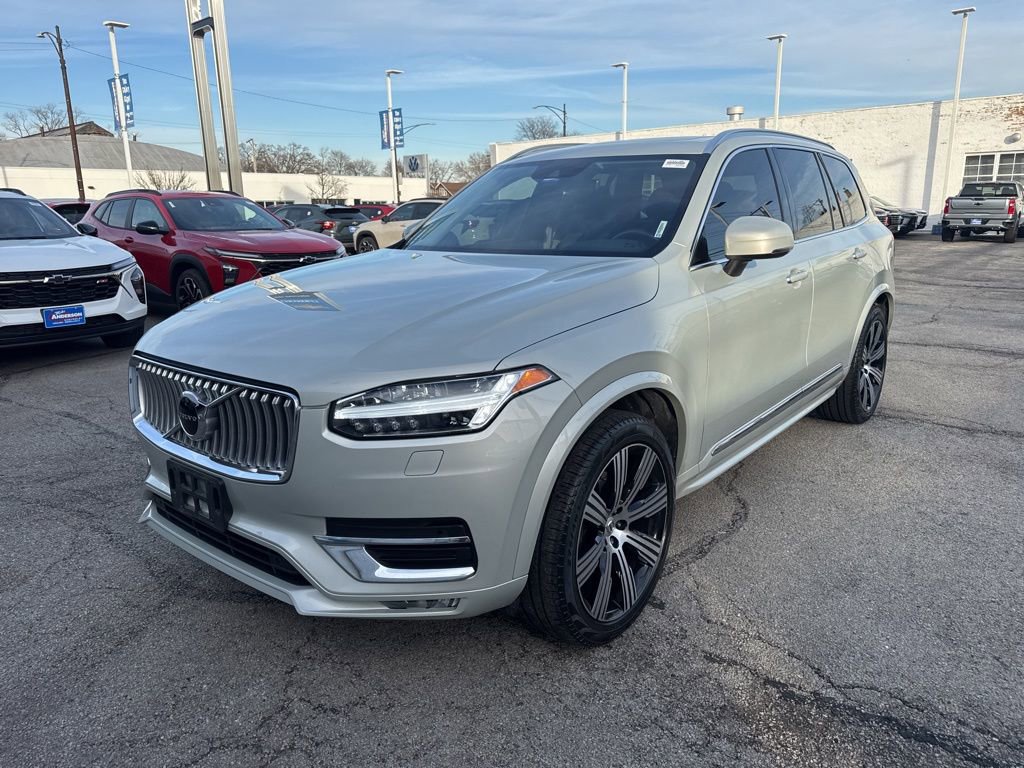 Used 2021 Volvo XC90 T6 Inscription w/ Protection Package Premier image 3
