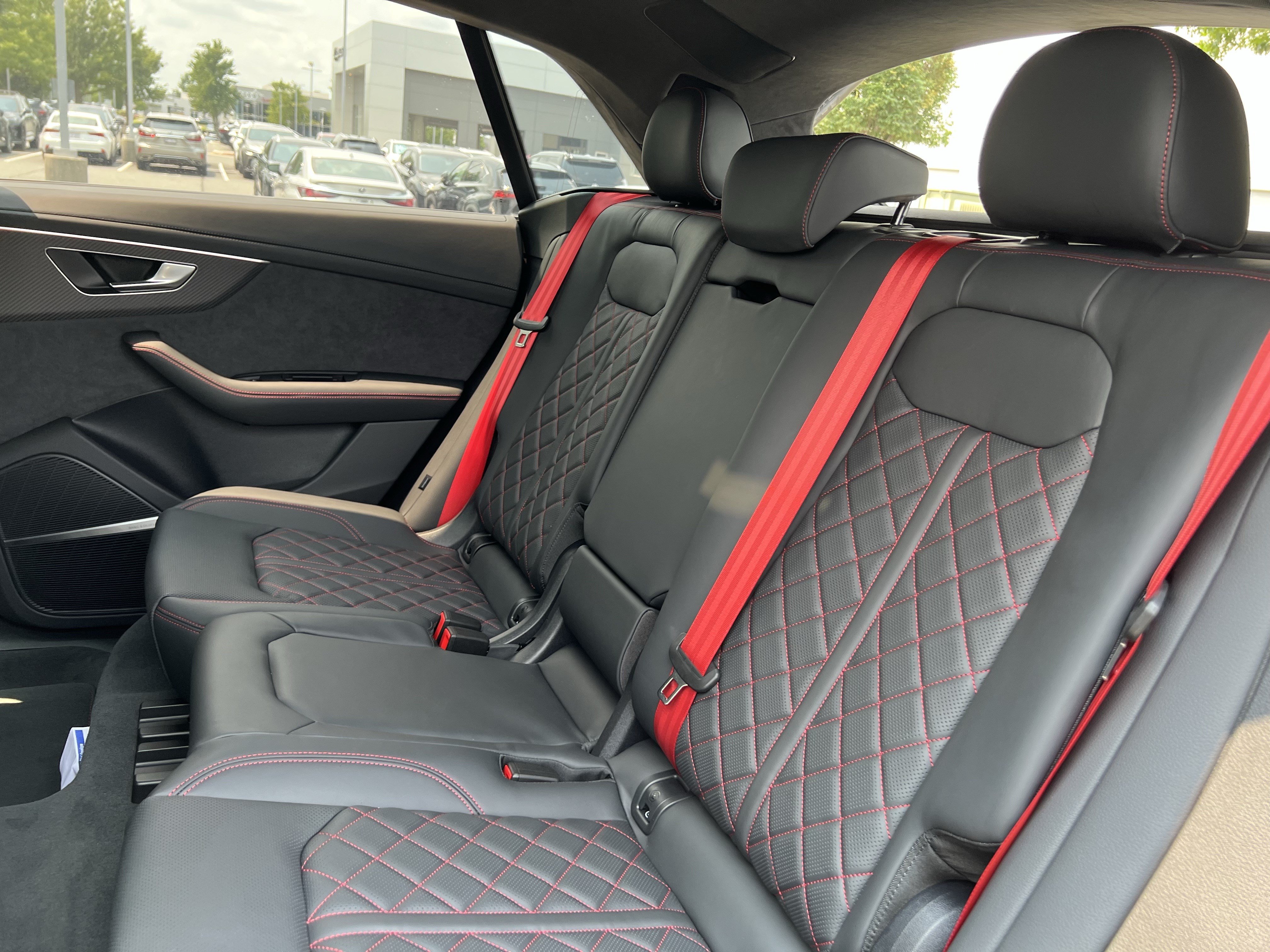 New 2026 Audi SQ8 Prestige AWD/4WD image 33