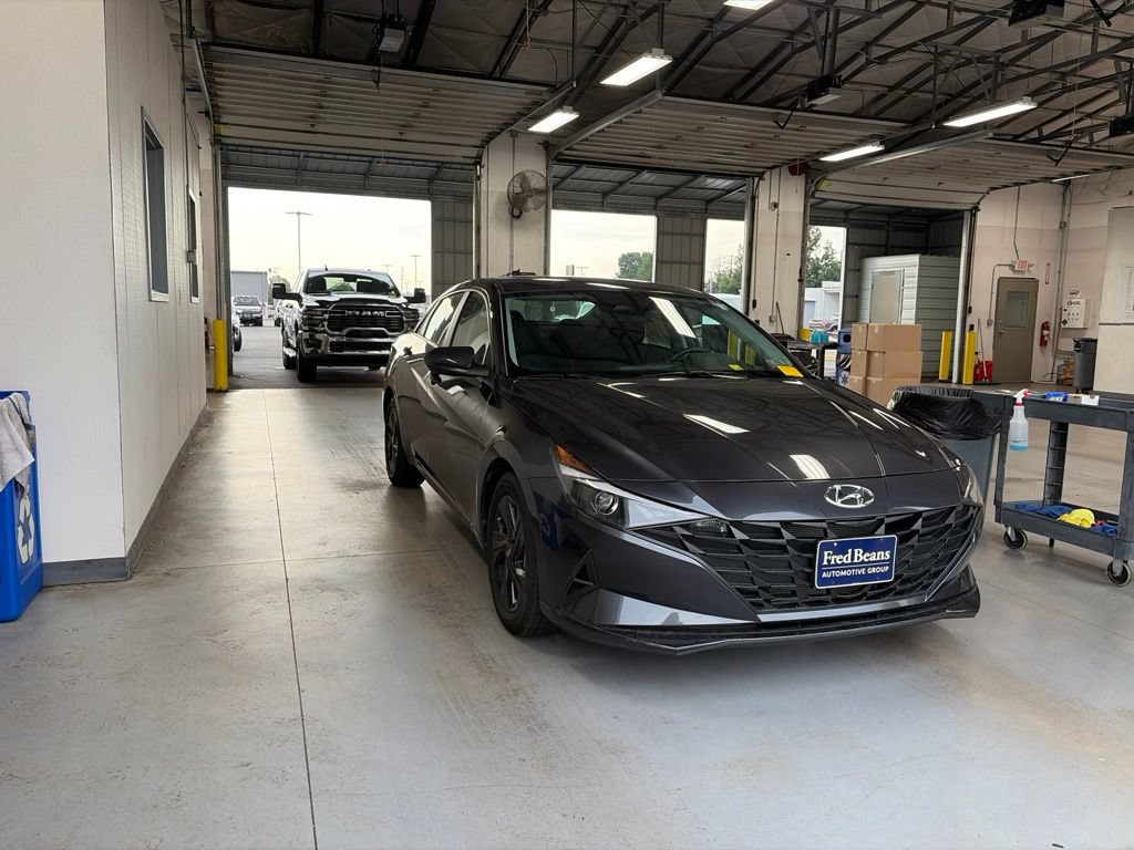 Used 2023 Hyundai Elantra SEL