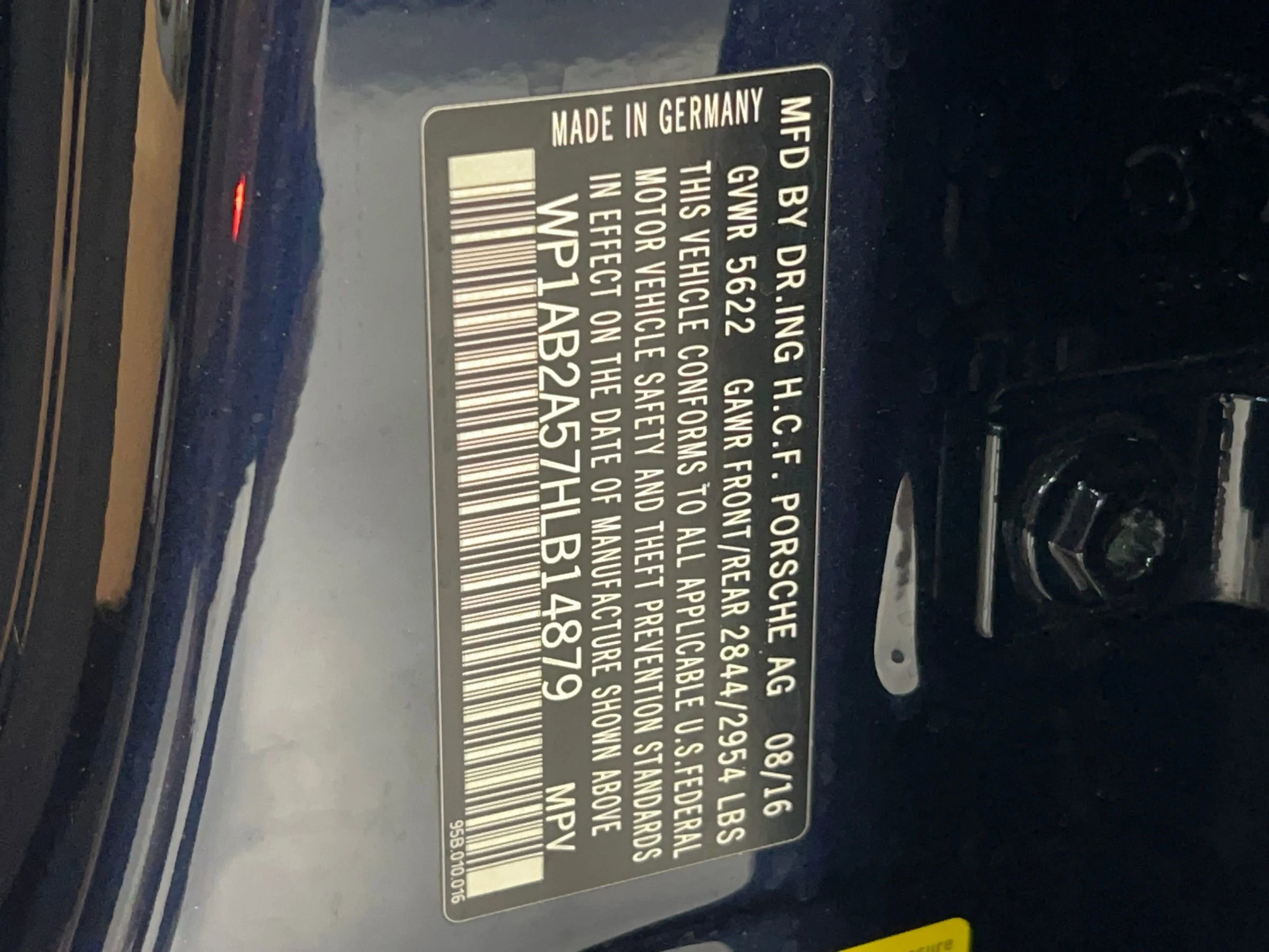 Used 2017 Porsche Macan S image 46