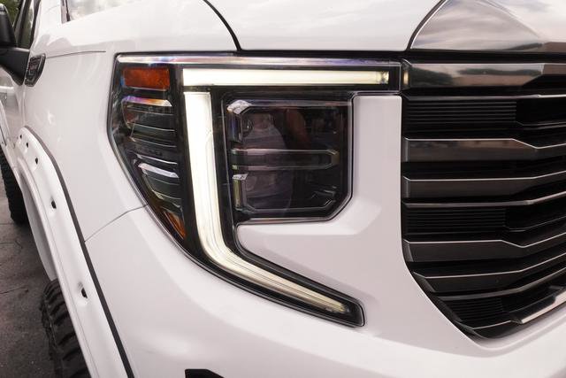 Used 2023 GMC Sierra 1500 AT4 w/ AT4 Premium Package AWD/4WD image 35