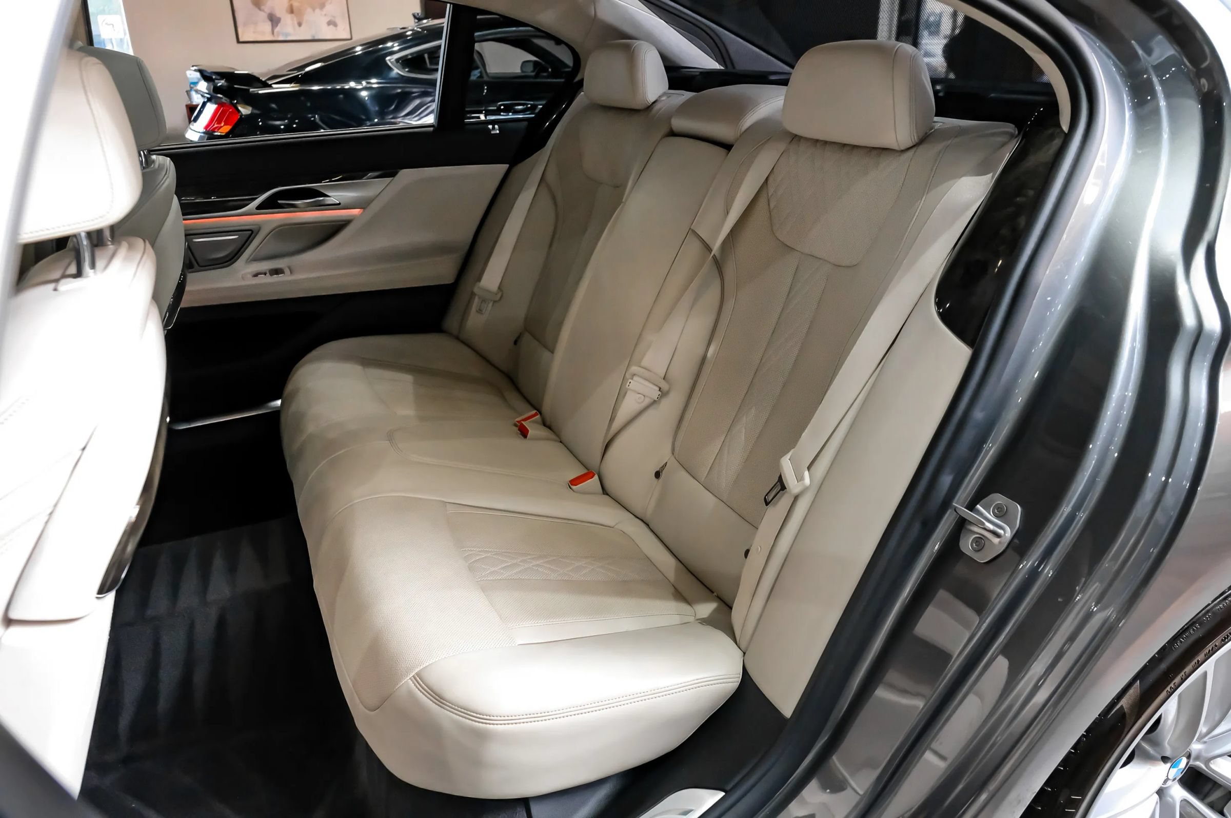 Used 2018 BMW 750i xDrive AWD/4WD image 44