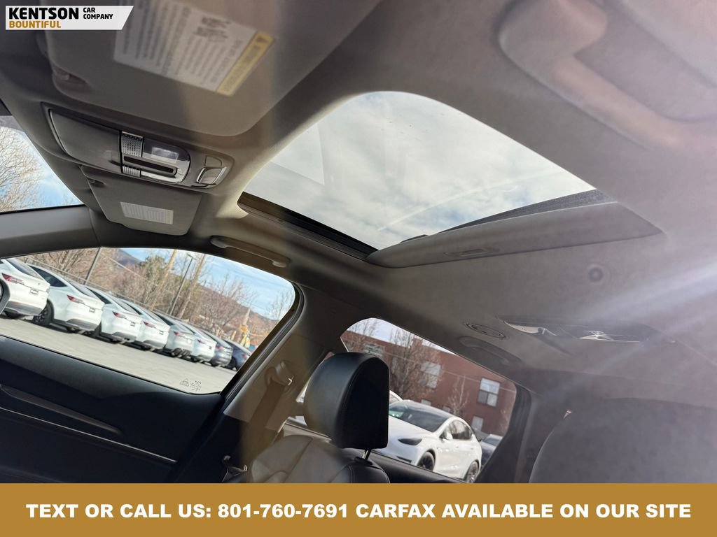 Used 2025 Kia Telluride S image 32