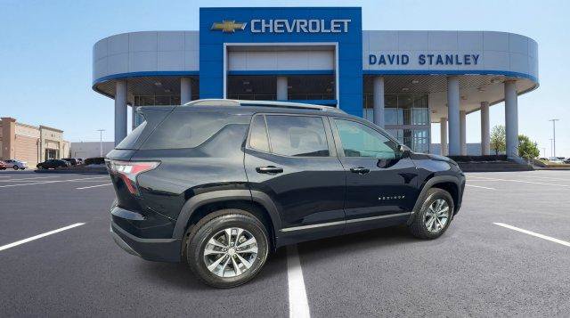 Used 2025 Chevrolet Equinox LT w/ Convenience Package II FWD image 8