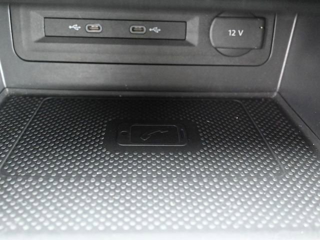 Used 2023 Volkswagen Atlas SE w/ Panoramic Sunroof Package FWD image 24