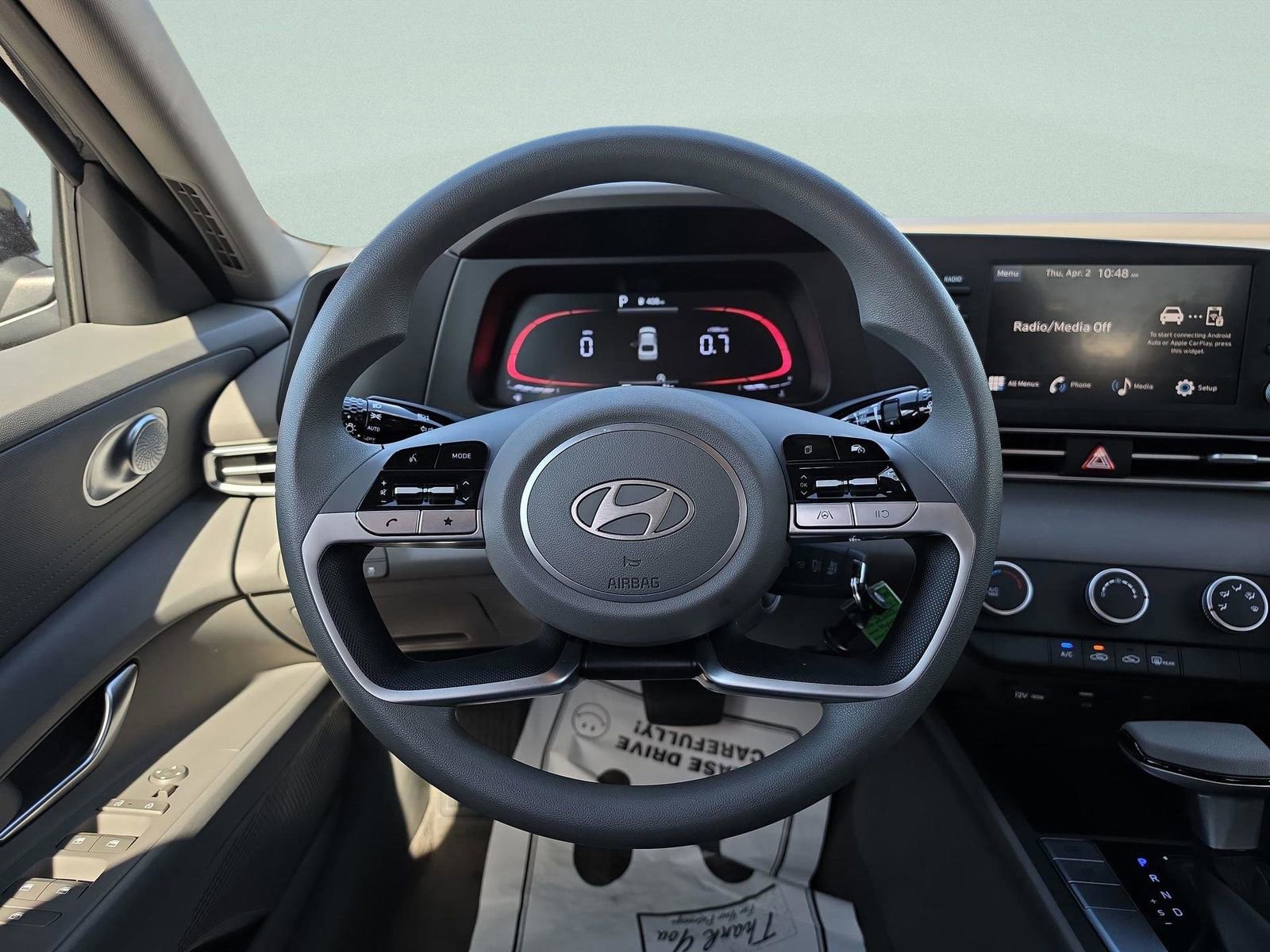 Used 2025 Hyundai Elantra SE image 18