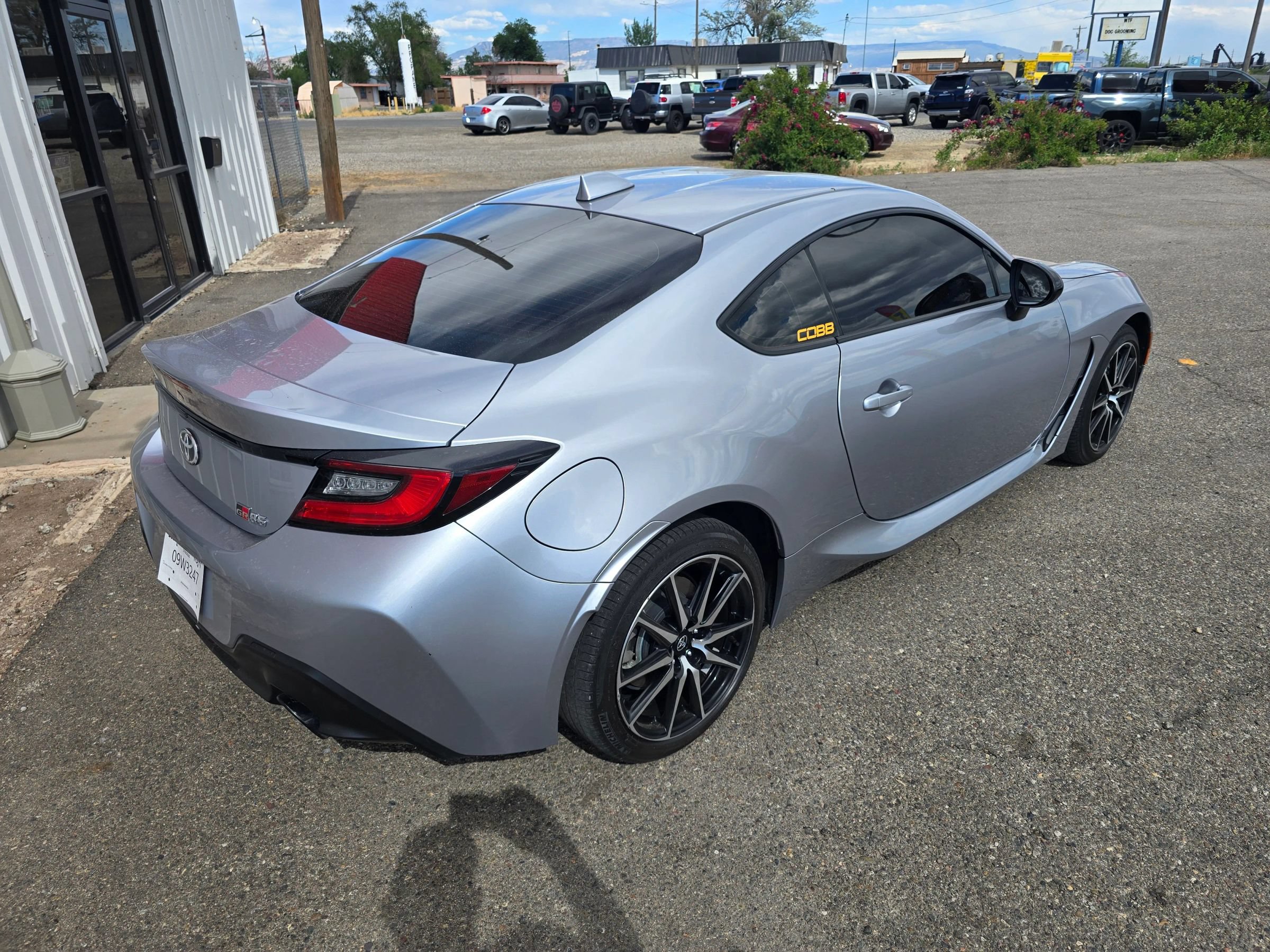 Used 2023 Toyota GR86 RWD image 2