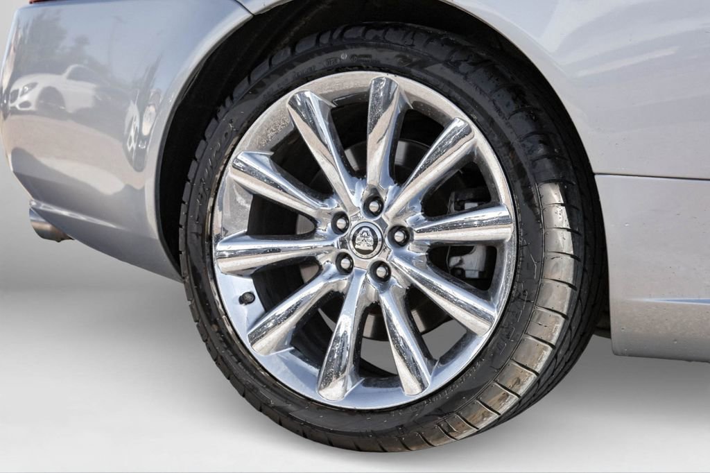 Used 2010 Jaguar XK Convertible image 50