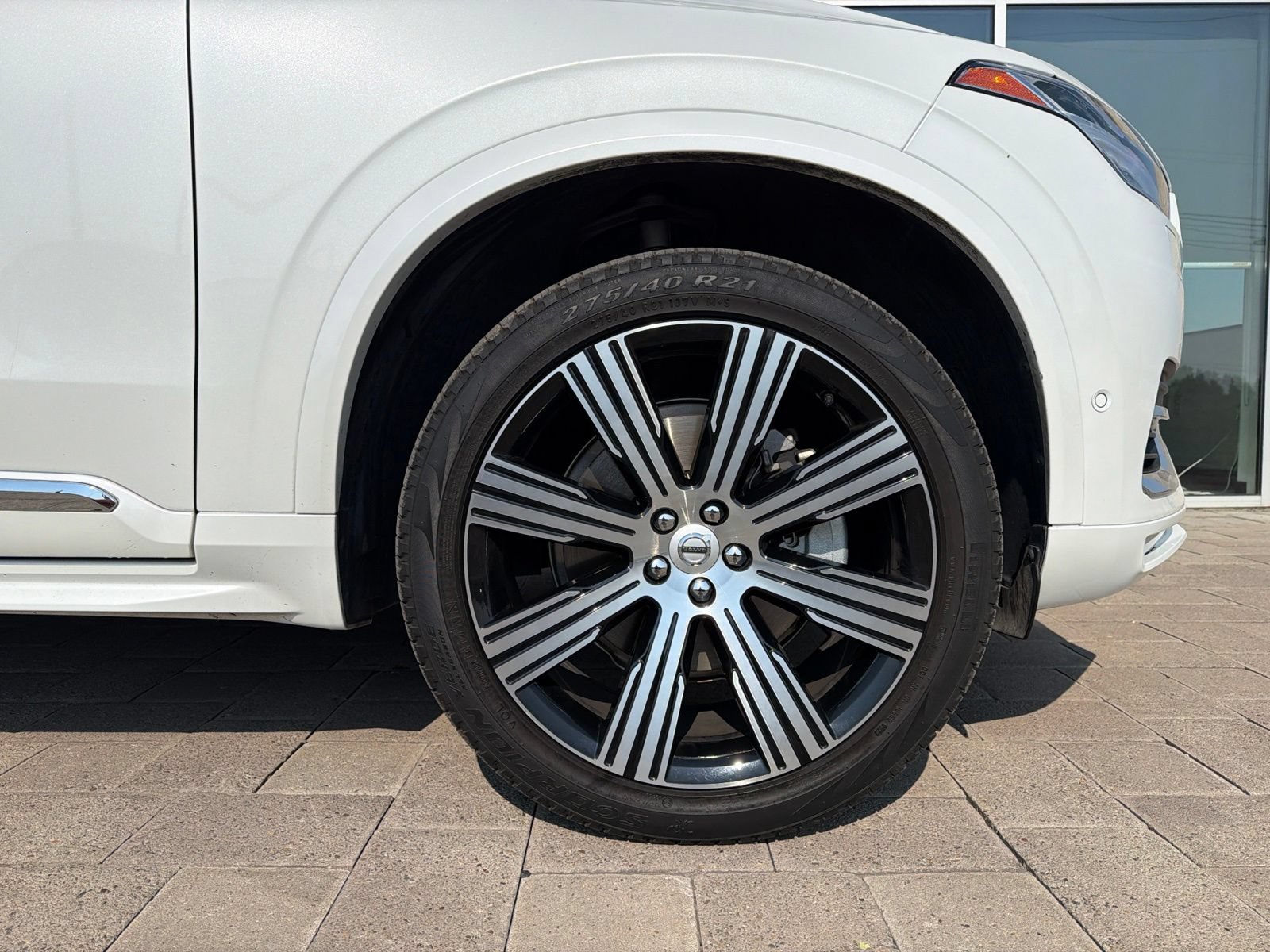 Used 2023 Volvo XC90 B6 Ultimate w/ Protection Package Premier AWD/4WD image 8