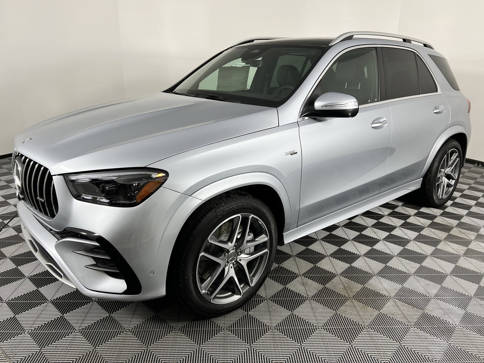 New 2025 Mercedes-Benz GLE 53 AMG 4MATIC image 9