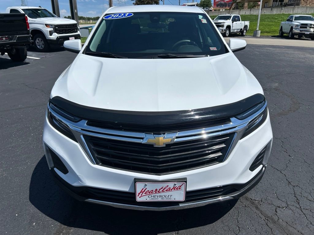 Used 2023 Chevrolet Equinox LT w/ LPO, Floor Liner Package AWD/4WD image 2