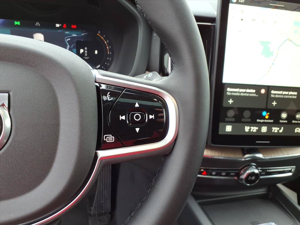 Used 2026 Volvo XC60 B5 Plus w/ Protection Package Premier AWD/4WD image 16